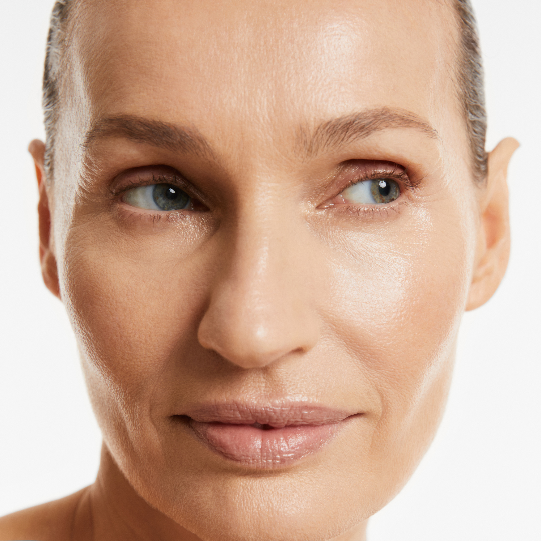 Adaptive Anti-Aging Foundation